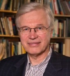 Бенгт Хольмстрем‎